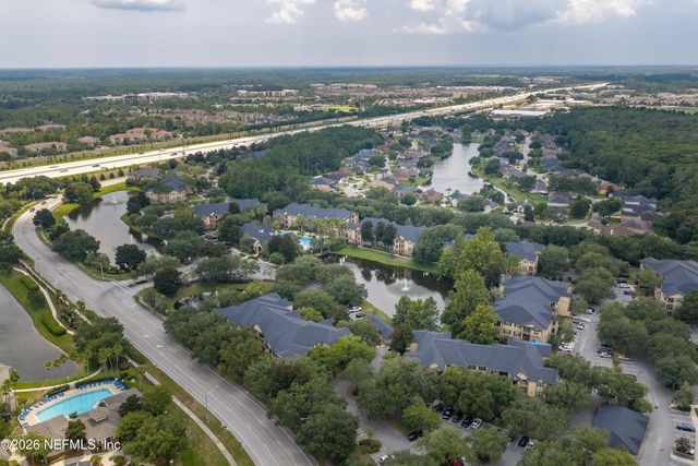 7800 POINT MEADOWS Drive 134, Jacksonville, FL 32256