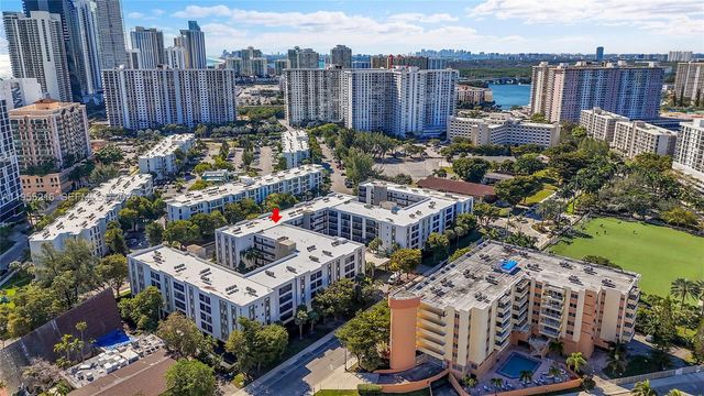 201 178th Dr 308, Sunny Isles Beach, FL 33160