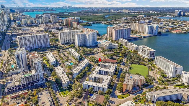 201 178th Dr 308, Sunny Isles Beach, FL 33160