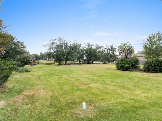 3904 Buccaneer Lane, Lake Charles, LA 70605