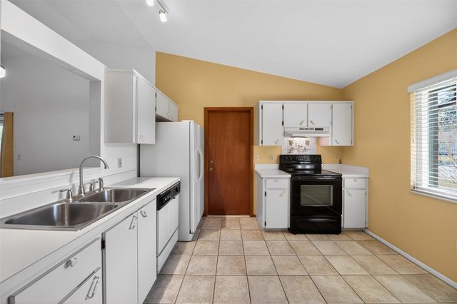 7632 LAKESIDE WOODS DRIVE, Orlando, FL 32810