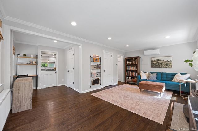 30 Smokey Hollow Court, Carmel, NY 10512