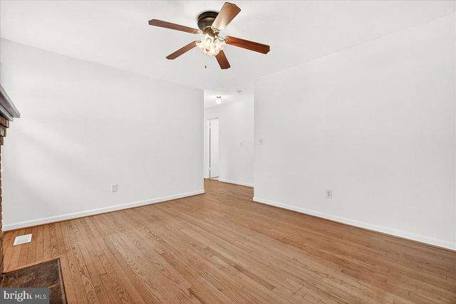 10009 YORK DR, Ijamsville, MD 21754