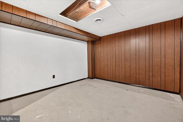 10009 YORK DR, Ijamsville, MD 21754