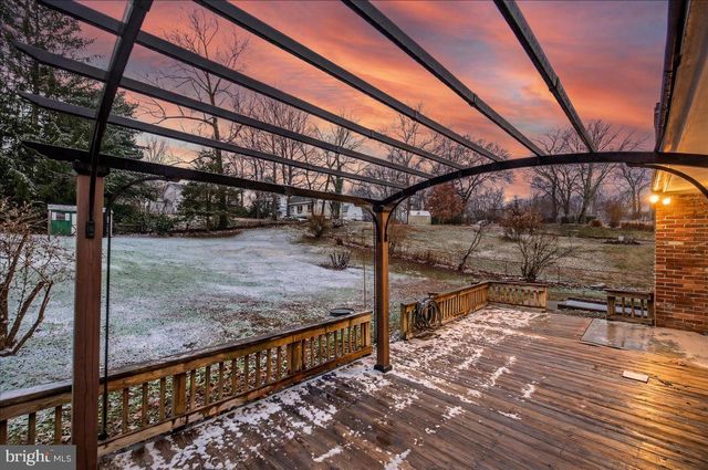 10009 YORK DR, Ijamsville, MD 21754