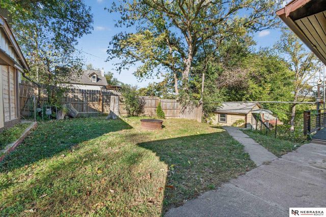 1024 Avenue B, Plattsmouth, NE 68048