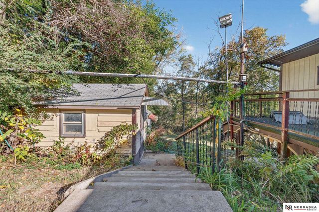 1024 Avenue B, Plattsmouth, NE 68048