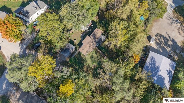 1024 Avenue B, Plattsmouth, NE 68048