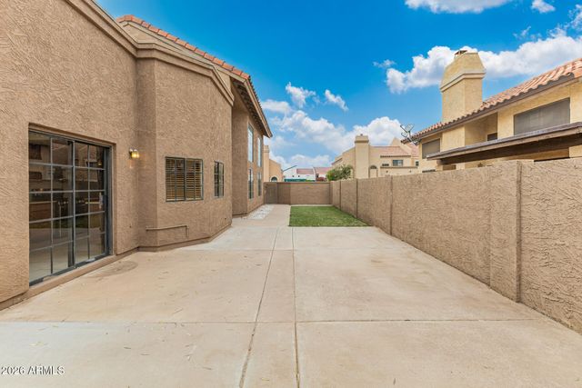 2045 N SUNSET Drive, Chandler, AZ 85225