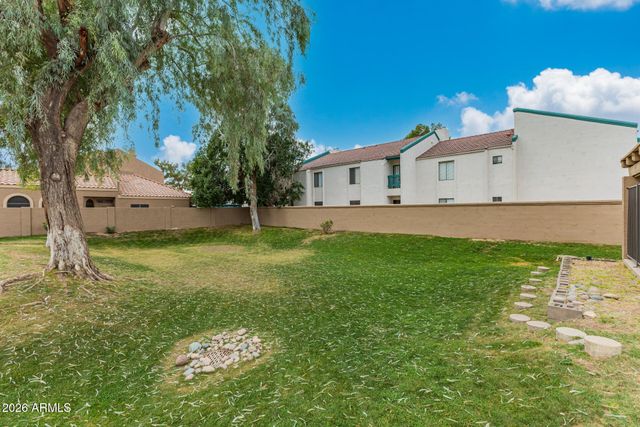 2045 N SUNSET Drive, Chandler, AZ 85225