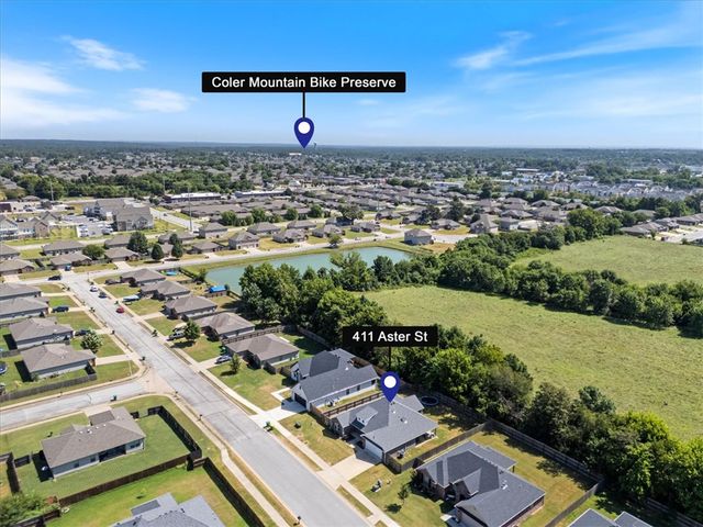 411 Aster Street, Centerton, AR 72719