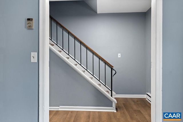 904 ROCK CREEK DR, Charlottesville, VA 22903