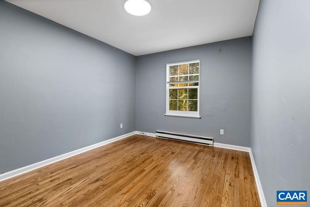 904 ROCK CREEK DR, Charlottesville, VA 22903