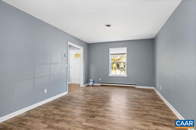 904 ROCK CREEK DR, Charlottesville, VA 22903