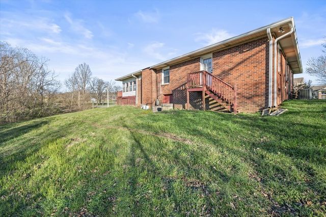 326 E Main St, Cookeville, TN 38506