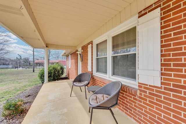 326 E Main St, Cookeville, TN 38506