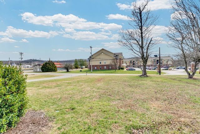 326 E Main St, Cookeville, TN 38506