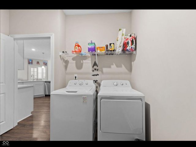 9073 Lieven Street, Avon, IN 46234