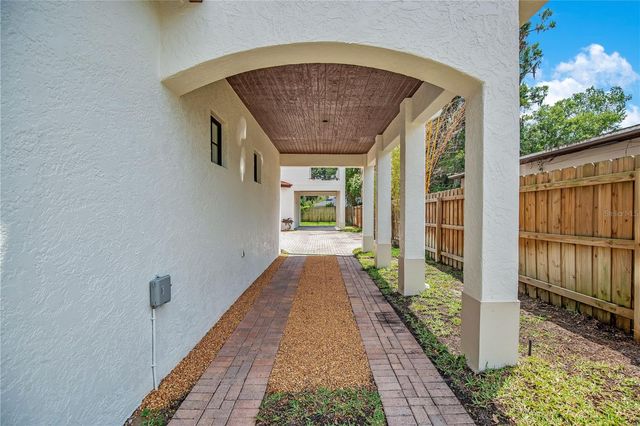 136 E ESTHER STREET B, Orlando, FL 32806