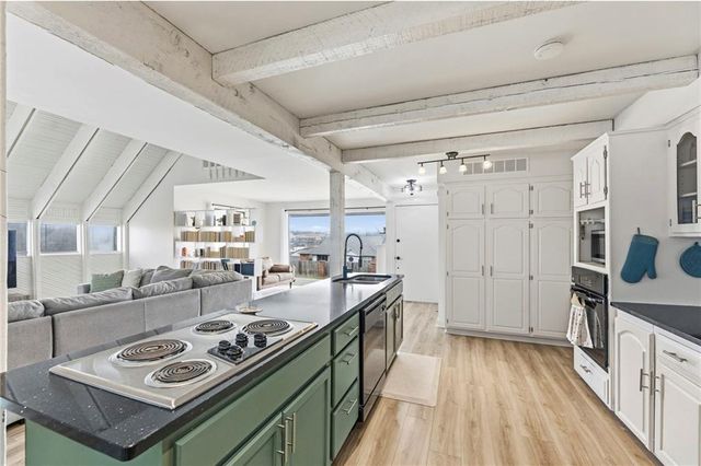 7449 Ann Avenue, Kansas City, KS 66112