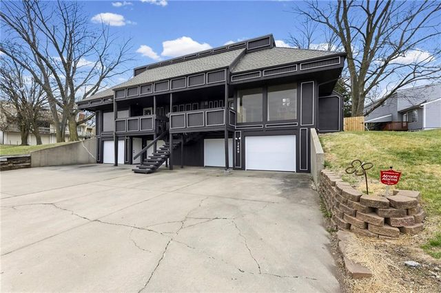 7449 Ann Avenue, Kansas City, KS 66112