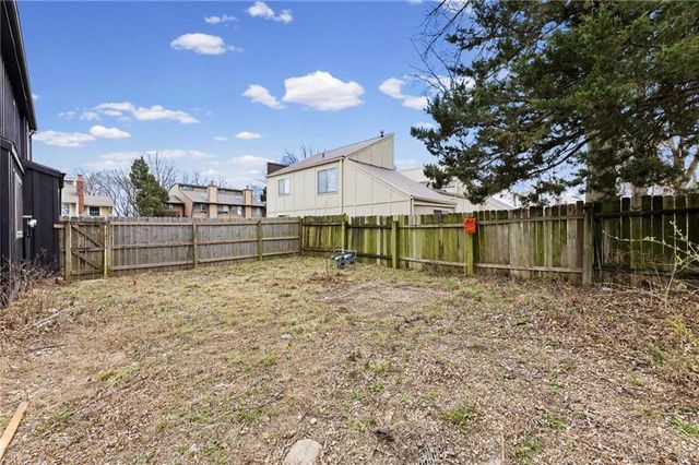 7449 Ann Avenue, Kansas City, KS 66112