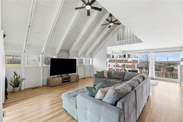 7449 Ann Avenue, Kansas City, KS 66112