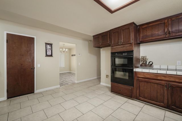 9244 Rogers Rd, Sacramento, CA 95829