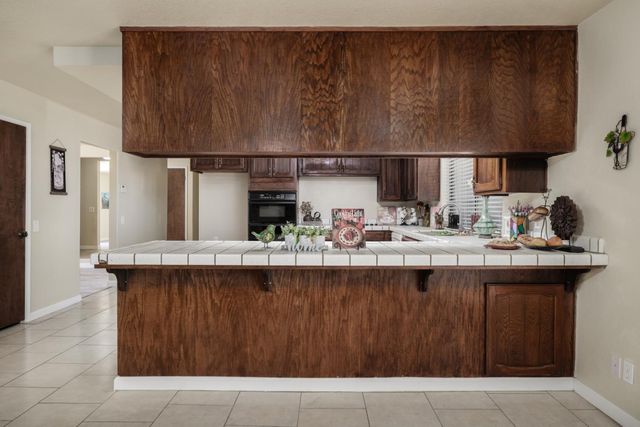 9244 Rogers Rd, Sacramento, CA 95829