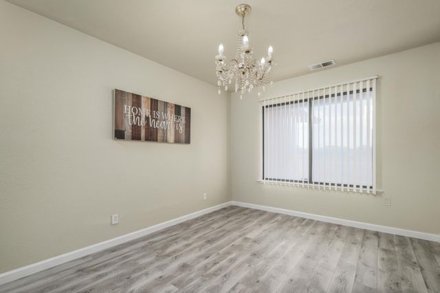 9244 Rogers Rd, Sacramento, CA 95829