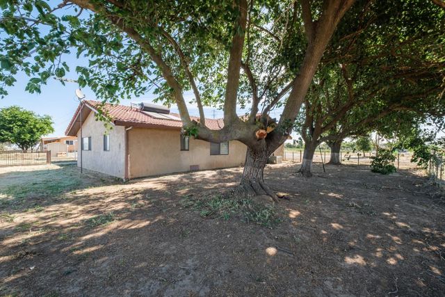 9244 Rogers Rd, Sacramento, CA 95829