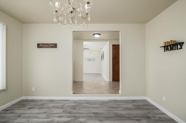 9244 Rogers Rd, Sacramento, CA 95829