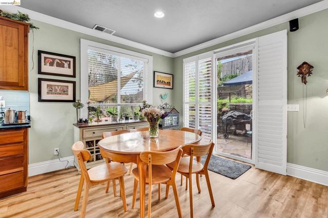 10 Kali Ct, Oakley, CA 94561