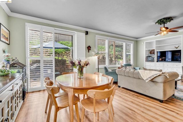 10 Kali Ct, Oakley, CA 94561