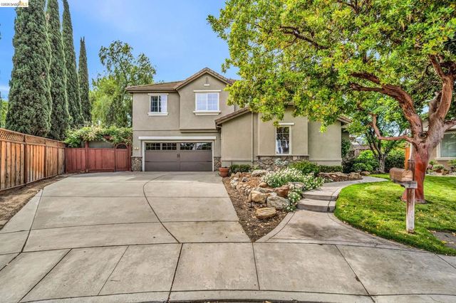 10 Kali Ct, Oakley, CA 94561
