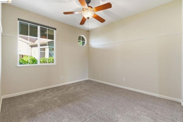 10 Kali Ct, Oakley, CA 94561