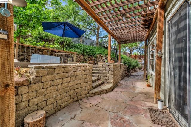 10 Kali Ct, Oakley, CA 94561