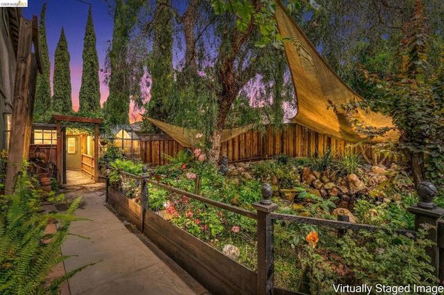 10 Kali Ct, Oakley, CA 94561