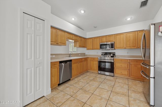 5415 Swordfern Court, Port Orange, FL 32128