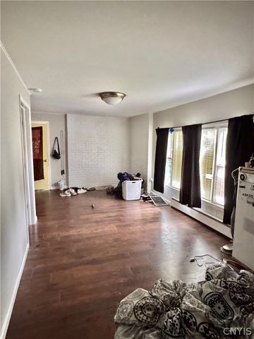 9 Cross Street, Auburn, NY 13021