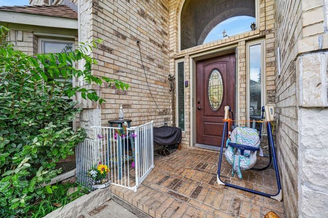 1411 Chateau Lane, Mansfield, TX 76063