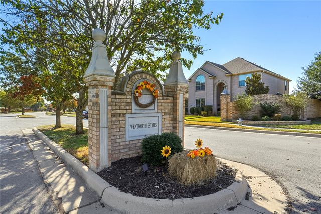 6908 Winthorp Drive, Arlington, TX 76001