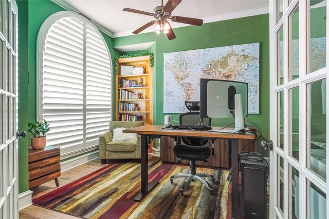 6908 Winthorp Drive, Arlington, TX 76001