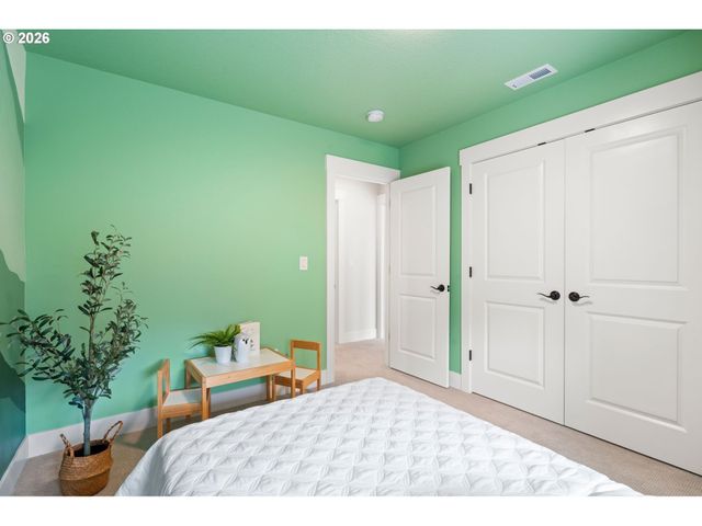 13897 Se PIPER CUB Way, Milwaukie, OR 97267