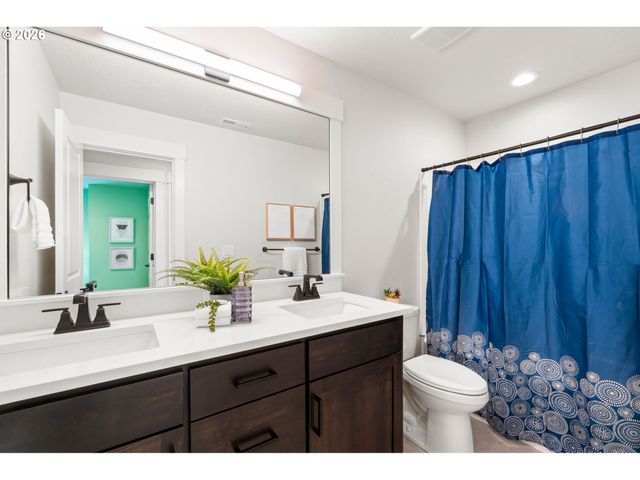13897 Se PIPER CUB Way, Milwaukie, OR 97267