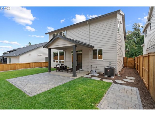 13897 Se PIPER CUB Way, Milwaukie, OR 97267