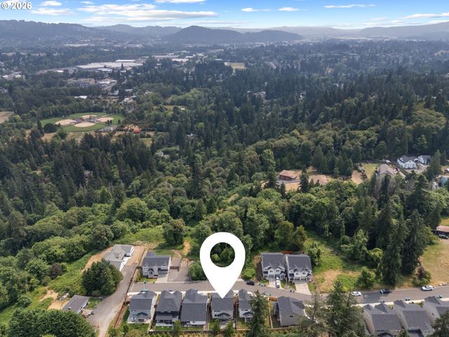 13897 Se PIPER CUB Way, Milwaukie, OR 97267