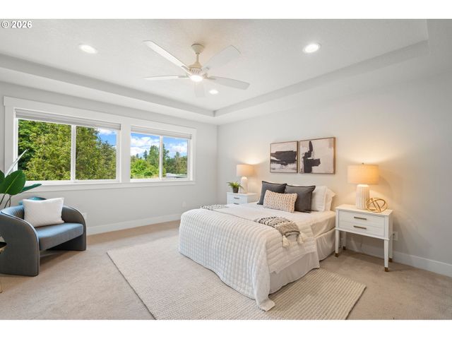 13897 Se PIPER CUB Way, Milwaukie, OR 97267