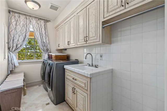 590 Gordon Highlands, Glendora, CA 91741