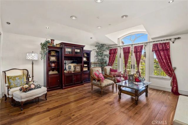590 Gordon Highlands, Glendora, CA 91741